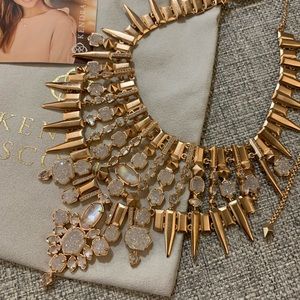 Kendra Scott Seraphina Statement Necklace in Champagne